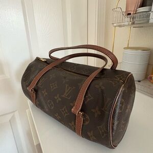Louis Vuitton Monogram Shoulder Bag